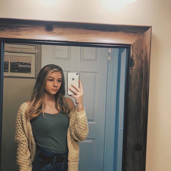 Meet your Posher, Davan - Picture 1 of 1